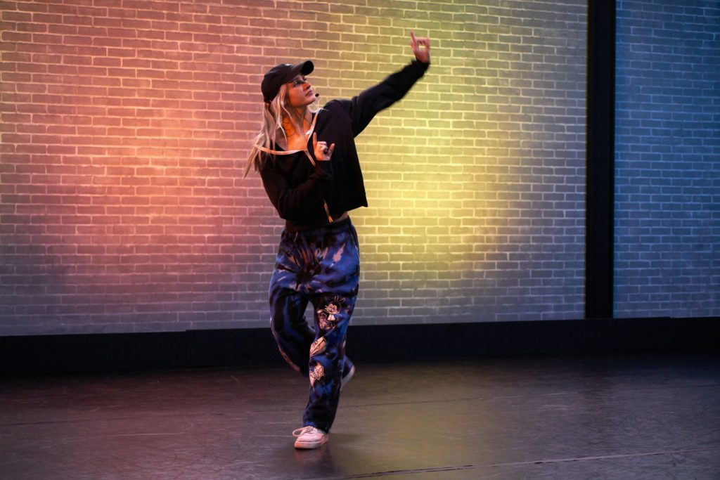 dancer delaney glazer teaching a hip-hop class at cli studios