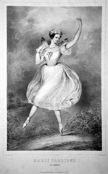 Black and white picture of ballerina with legs crossed