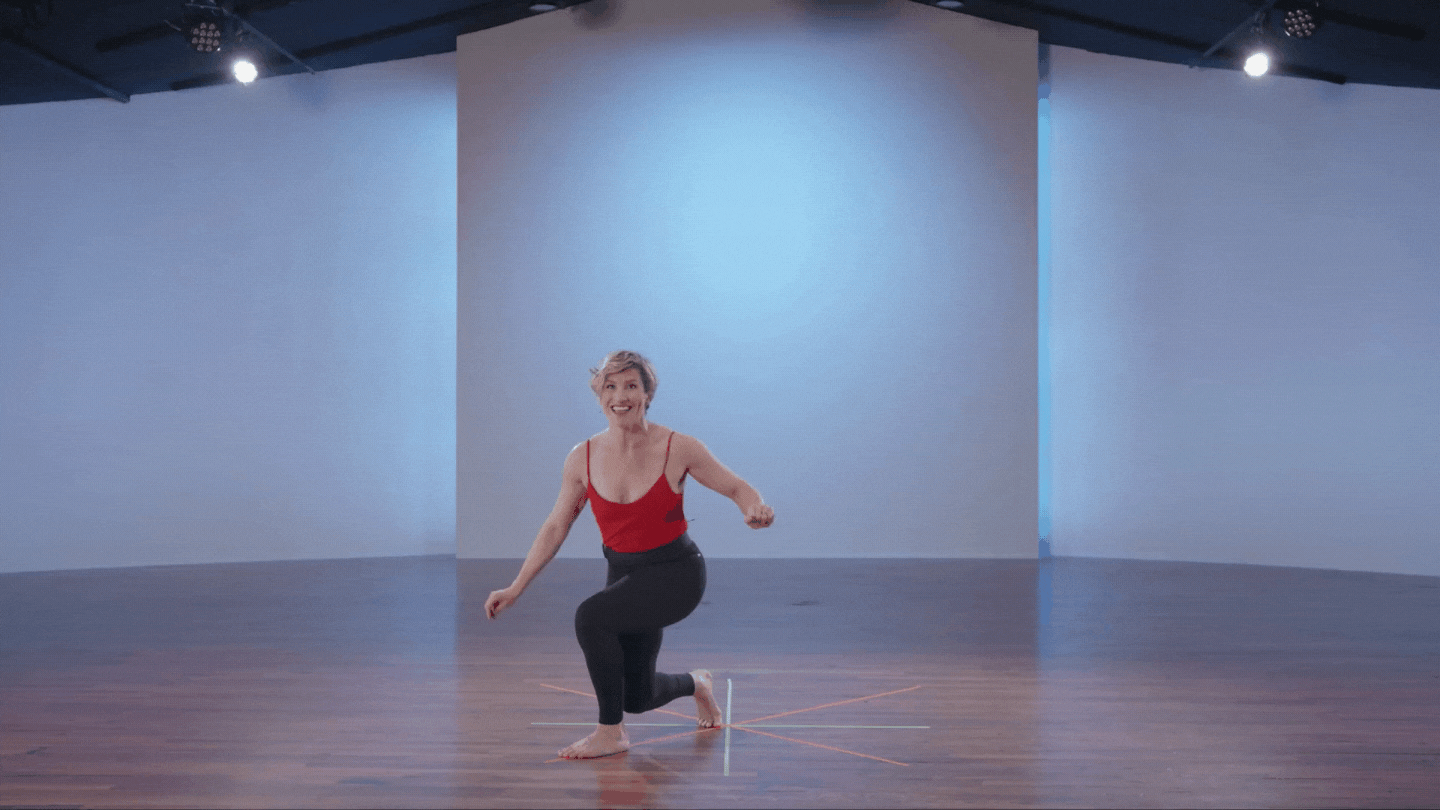 Katie Schaar demonstrating pivot lunges on a saggital plane bringing leg to passé and into a side lunge on the back diagonal.
